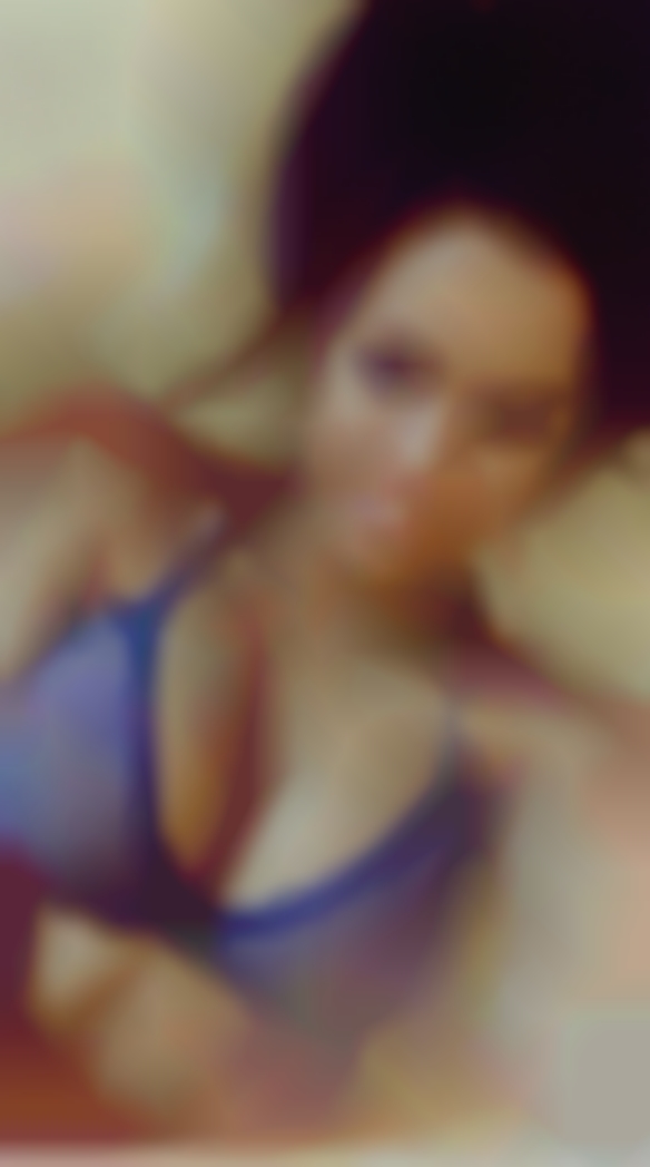 Fucking nude a pettite woman m3 sw33ts.