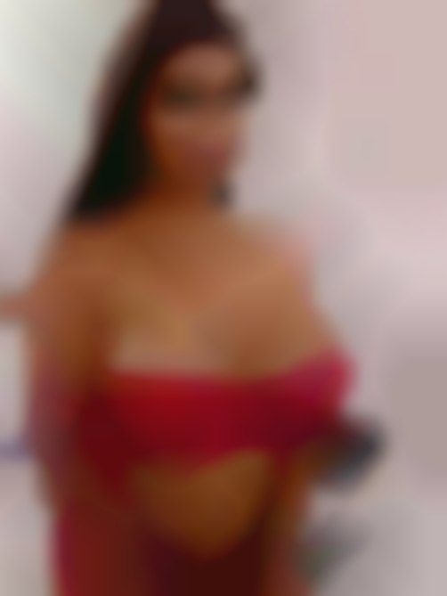 Plumper club ass masturbation in Reading PA.